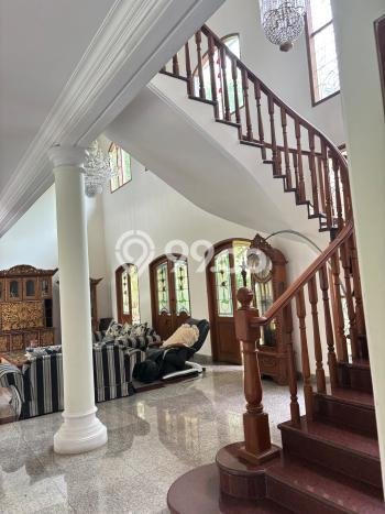Ready to Use! Premium House LT 1424m2 Desain Modern di Kemang Pratama Ready to Use! Premium House LT 1424m2 Desain Modern di Kemang Pratama