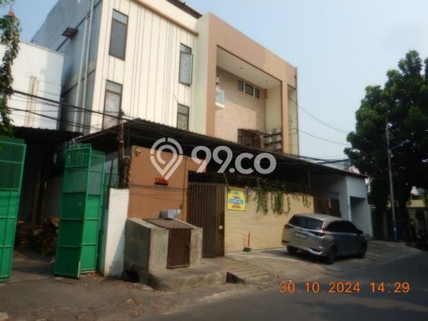 Cocok Untuk Investasi! For Sale Kost di Grogol 82 Kamar Cocok Untuk Investasi! For Sale Kost di Grogol 82 Kamar