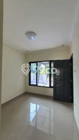 Rumah Modern Minimalis 5 KT Bisa Langsung Pindah di Mustikajaya Rumah Modern Minimalis 5 KT Bisa Langsung Pindah di Mustikajaya