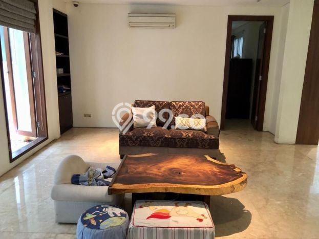 Hunian Elit LB 378m2 Siap Pakai Desain Elegan di Senopati, Jakarta Selatan Hunian Elit LB 378m2 Siap Pakai Desain Elegan di Senopati, Jakarta Selatan