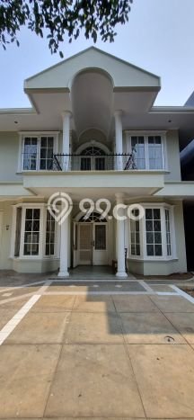 Dijual Rumah Premium dengan Fasilitas Sekitar Komplit di Kebayoran Baru, Jakarta Selatan Dijual Rumah Premium dengan Fasilitas Sekitar Komplit di Kebayoran Baru, Jakarta Selatan