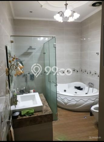 Siap Huni Rumah Mewah 4 Kamar di Kembangan Dekat ke Mana Pun Siap Huni Rumah Mewah 4 Kamar di Kembangan Dekat ke Mana Pun