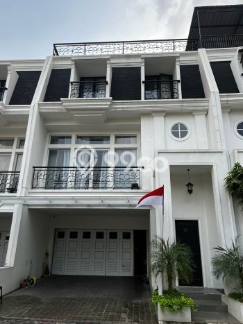 Rumah Elit LB 304m2 Siap Huni Desain Elegan di Meruya, Jakarta Barat Rumah Elit LB 304m2 Siap Huni Desain Elegan di Meruya, Jakarta Barat