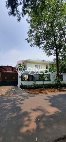 Dijual Rumah Premium dengan Fasilitas Sekitar Komplit di Kebayoran Baru, Jakarta Selatan Dijual Rumah Premium dengan Fasilitas Sekitar Komplit di Kebayoran Baru, Jakarta Selatan