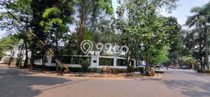 Dijual Rumah Premium dengan Fasilitas Sekitar Komplit di Kebayoran Baru, Jakarta Selatan Dijual Rumah Premium dengan Fasilitas Sekitar Komplit di Kebayoran Baru, Jakarta Selatan