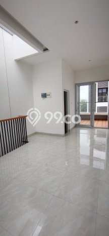 Rumah Mewah LB 220m2 Siap Pakai Desain Elegan di Duri Kepa, Jakarta Barat Rumah Mewah LB 220m2 Siap Pakai Desain Elegan di Duri Kepa, Jakarta Barat