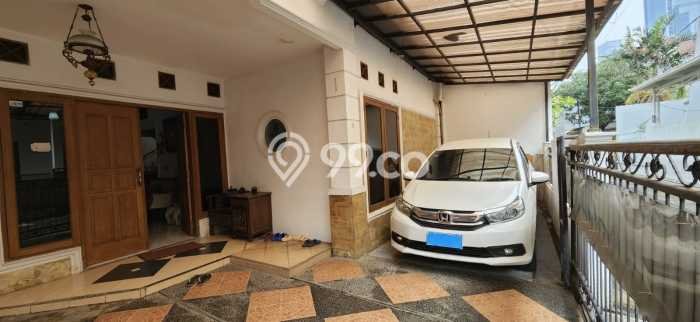 Siap Huni Rumah Mewah 3 Kamar di Menteng Dekat ke Mana Pun Siap Huni Rumah Mewah 3 Kamar di Menteng Dekat ke Mana Pun