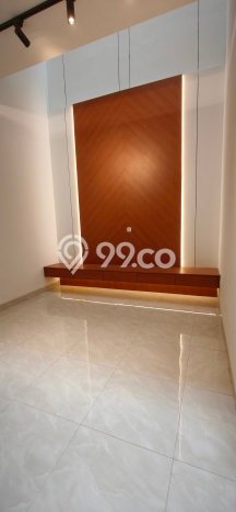 Rumah Mewah LB 220m2 Siap Pakai Desain Elegan di Duri Kepa, Jakarta Barat Rumah Mewah LB 220m2 Siap Pakai Desain Elegan di Duri Kepa, Jakarta Barat