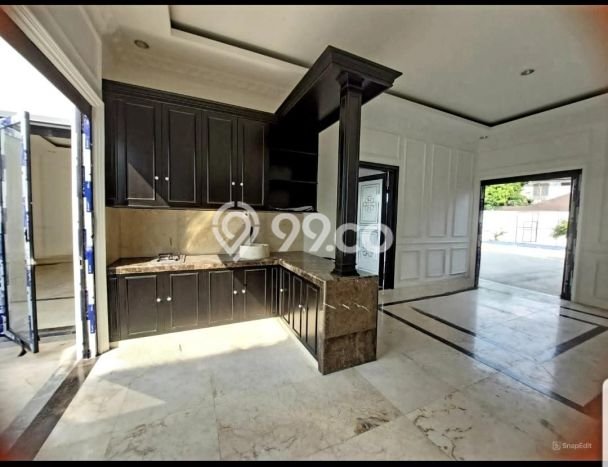 Siap Huni Rumah Mewah 5 Kamar di Jagakarsa Dekat ke Mana Pun Siap Huni Rumah Mewah 5 Kamar di Jagakarsa Dekat ke Mana Pun