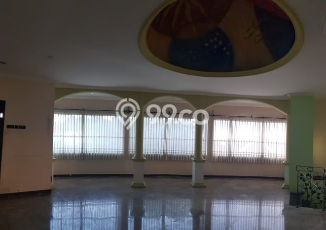 Hunian Mewah LB 268m2 Siap Pakai Desain Elegan di Setiabudi, Bandung Hunian Mewah LB 268m2 Siap Pakai Desain Elegan di Setiabudi, Bandung