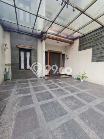 Disewakan! Rumah 4 Kamar Tidur &
4 Kamar Mandi di Mekar Wangi, Bandung Disewakan! Rumah 4 Kamar Tidur &
4 Kamar Mandi di Mekar Wangi, Bandung