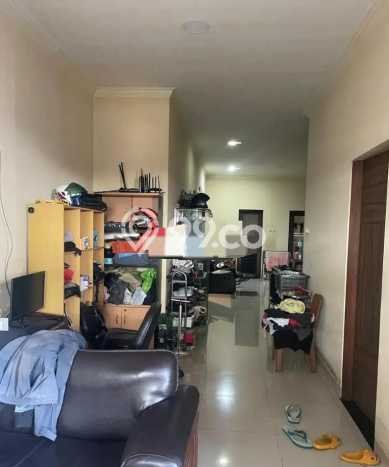 DIJUAL CEPAT! Rumah Nyaman di Bojongloa Kaler, Bandung, LT 242m2m² LB 220m2m² Bisa Nego! DIJUAL CEPAT! Rumah Nyaman di Bojongloa Kaler, Bandung, LT 242m2m² LB 220m2m² Bisa Nego!