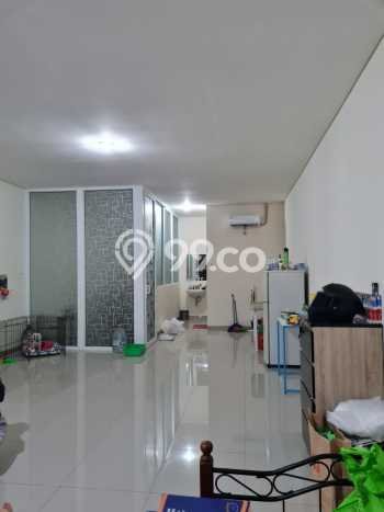 Ruko For Rent di Terusan Buah Batu, Luas 210m², Lokasi Strategis Ruko For Rent di Terusan Buah Batu, Luas 210m², Lokasi Strategis