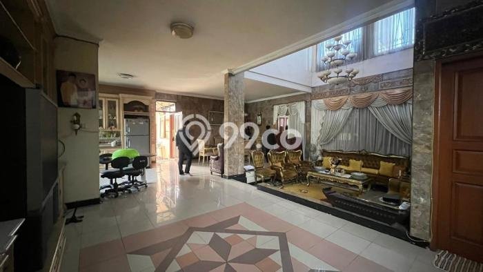 Hunian Elit LB 407m2 Siap Huni Desain Elegan di Lembang, Bandung Hunian Elit LB 407m2 Siap Huni Desain Elegan di Lembang, Bandung