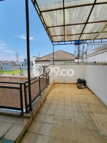 Jarang Ada! Rumah Sewa 5 Kamar Bagus Siap Huni Mekar Wangi Jarang Ada! Rumah Sewa 5 Kamar Bagus Siap Huni Mekar Wangi