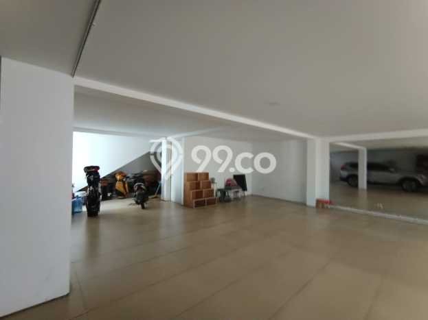 For Sale! Luxury House LT 300m2 Desain Elegan di mekar wangi For Sale! Luxury House LT 300m2 Desain Elegan di mekar wangi