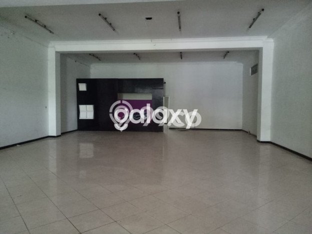 AREA BISNIS! Ruko Kawasan Majapahit, Luas 1100m², Jalan Utama, Strategis AREA BISNIS! Ruko Kawasan Majapahit, Luas 1100m², Jalan Utama, Strategis