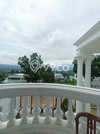 Jual Rumah Luas Elegan Dengan View Cantik di Sentul City, Bogor Jual Rumah Luas Elegan Dengan View Cantik di Sentul City, Bogor