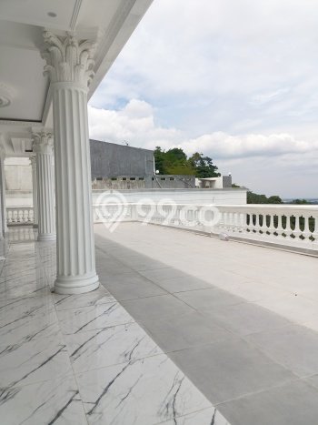 Jual Rumah Luas Elegan Dengan View Cantik di Sentul City, Bogor Jual Rumah Luas Elegan Dengan View Cantik di Sentul City, Bogor