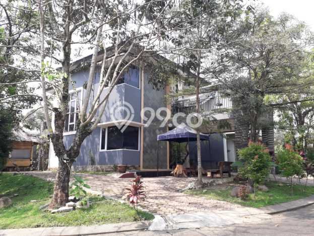 For Sale! Luxury House LT 328m2 Desain Elegan di Sentul City For Sale! Luxury House LT 328m2 Desain Elegan di Sentul City