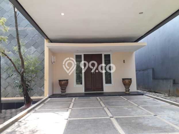 For Sale! Luxury House LT 328m2 Desain Elegan di Sentul City For Sale! Luxury House LT 328m2 Desain Elegan di Sentul City