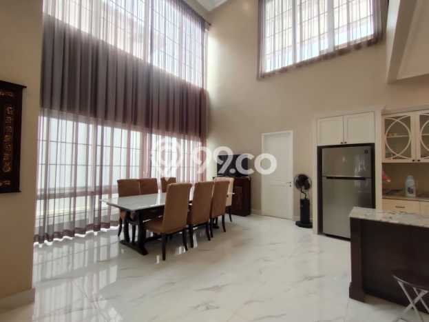 Ready to Use! Luxury House LT 381m2 Desain Modern di Sentul City Ready to Use! Luxury House LT 381m2 Desain Modern di Sentul City