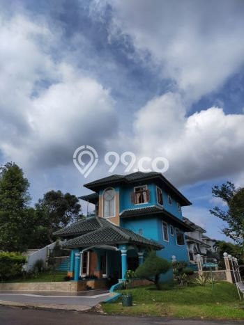 Ready to Use! Luxury House LT 468m2 Desain Modern di Sentul City Ready to Use! Luxury House LT 468m2 Desain Modern di Sentul City