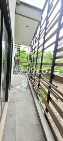 For Sale! Premium House LT 810m2 Desain Modern di Sentul City For Sale! Premium House LT 810m2 Desain Modern di Sentul City