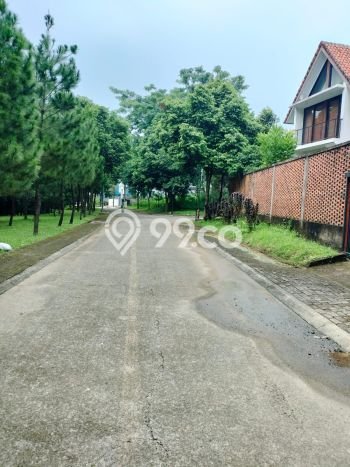 Rumah Mewah LB 250m2 Siap Pakai Desain Elegan di Sentul City, Bogor Rumah Mewah LB 250m2 Siap Pakai Desain Elegan di Sentul City, Bogor