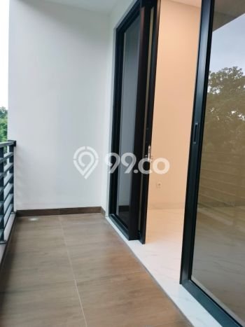 Rumah Mewah LB 250m2 Siap Pakai Desain Elegan di Sentul City, Bogor Rumah Mewah LB 250m2 Siap Pakai Desain Elegan di Sentul City, Bogor