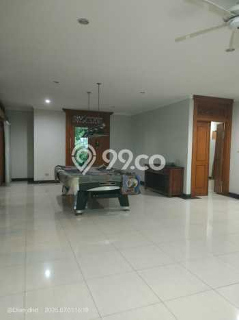 Disewakan! Rumah 5 Kamar Tidur &
4 Kamar Mandi di Sentul City, Bogor Disewakan! Rumah 5 Kamar Tidur &
4 Kamar Mandi di Sentul City, Bogor