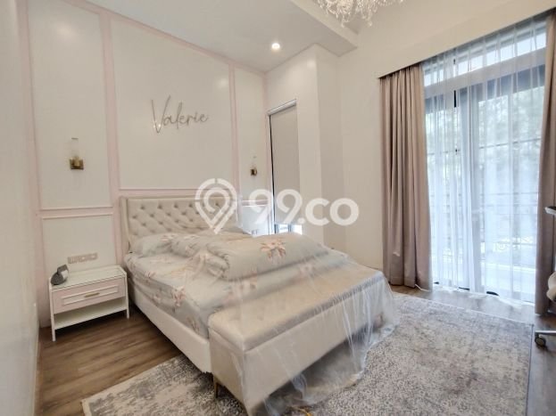 Rumah Mewah LB 300m2 Siap Pakai Desain Elegan di Sentul City, Bogor Rumah Mewah LB 300m2 Siap Pakai Desain Elegan di Sentul City, Bogor