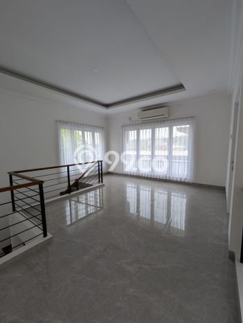 Hunian Mewah LB 250m2 Siap Huni Desain Elegan di Sentul City, Bogor Hunian Mewah LB 250m2 Siap Huni Desain Elegan di Sentul City, Bogor