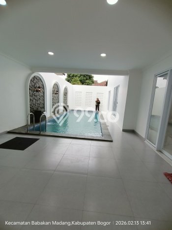 Ready to Use! Luxury House LT 338m2 Desain Elegan di Sentul City Ready to Use! Luxury House LT 338m2 Desain Elegan di Sentul City