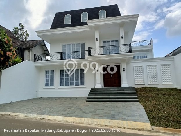 Ready to Use! Luxury House LT 338m2 Desain Elegan di Sentul City Ready to Use! Luxury House LT 338m2 Desain Elegan di Sentul City