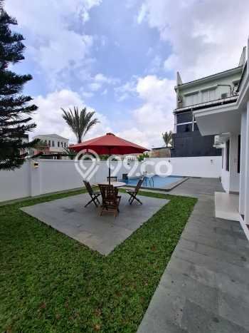 Rumah Elit Modern Siap Huni di Sentul City Bogor Rumah Elit Modern Siap Huni di Sentul City Bogor