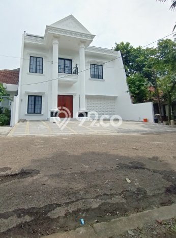 Rumah Elit Modern Siap Huni di Sentul City Bogor Rumah Elit Modern Siap Huni di Sentul City Bogor