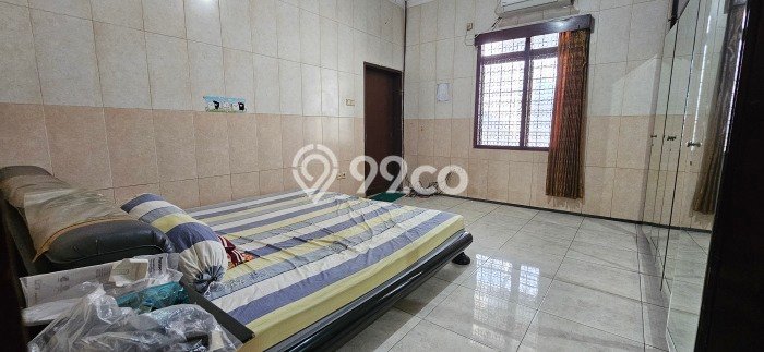 Siap Huni Rumah Mewah 5 Kamar di Gubeng Dekat ke Mana Saja Siap Huni Rumah Mewah 5 Kamar di Gubeng Dekat ke Mana Saja