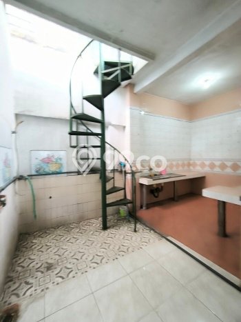 Ruko di Kalisari, Luas 80m2m², Area Bisnis, For Rent Ruko di Kalisari, Luas 80m2m², Area Bisnis, For Rent