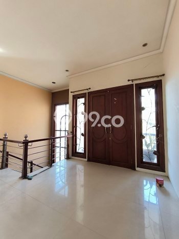 Siap Huni Hunian Elit 8 Kamar di Gayungan Dekat ke Mana Saja Siap Huni Hunian Elit 8 Kamar di Gayungan Dekat ke Mana Saja