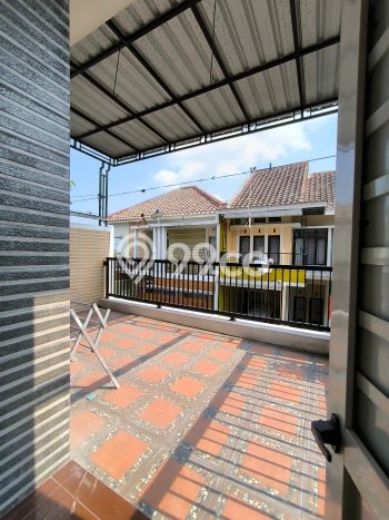 For Sale Rumah 10 Kamar Lokasi Ideal Bagus dan Strategis di Lowokwaru For Sale Rumah 10 Kamar Lokasi Ideal Bagus dan Strategis di Lowokwaru