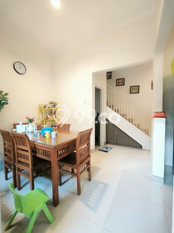 Rumah 4 KT 3 KM di Lokasi , Surabaya Rumah 4 KT 3 KM di Lokasi , Surabaya