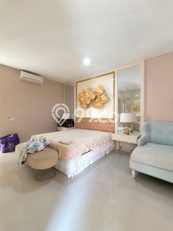 Jual Rumah Mewah Elegan Dengan View Cantik di Citraland, Surabaya Jual Rumah Mewah Elegan Dengan View Cantik di Citraland, Surabaya