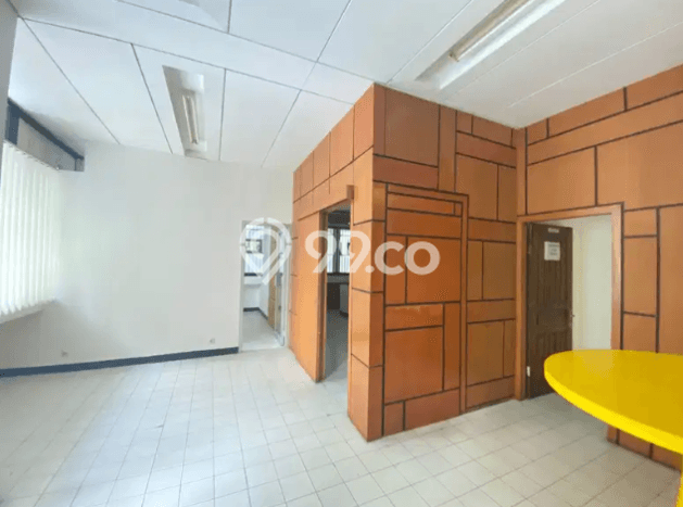 AREA BERKEMBANG! Komersial For Rent Kawasan , Luas 300m2m², Siap Usaha AREA BERKEMBANG! Komersial For Rent Kawasan , Luas 300m2m², Siap Usaha