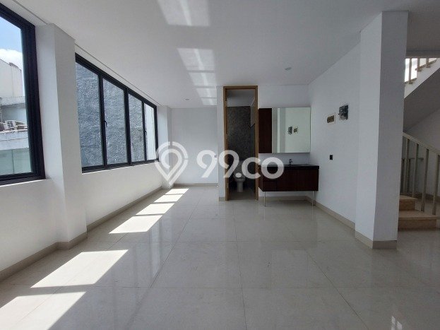 PROMO SPESIAL! Rumah Siap Huni di Sukajadi, Bandung, Luas 195m2m² Bangunan 320m2m² PROMO SPESIAL! Rumah Siap Huni di Sukajadi, Bandung, Luas 195m2m² Bangunan 320m2m²