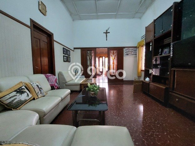 Ready to Use! Premium House LT 477m2 Desain Elegan di Pajajaran Ready to Use! Premium House LT 477m2 Desain Elegan di Pajajaran