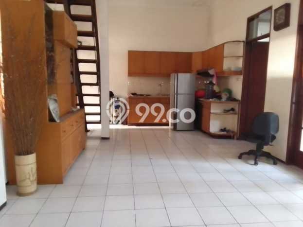 Rumah Disewakan Bandung LT 261m2 LB 201m2 Area Cipedes Rumah Disewakan Bandung LT 261m2 LB 201m2 Area Cipedes
