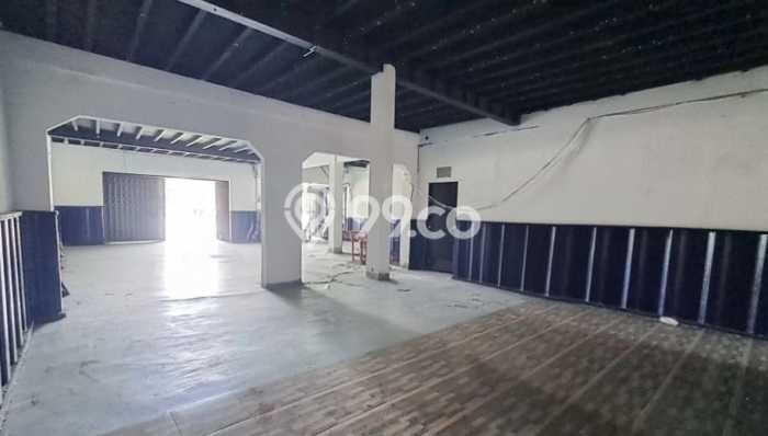Disewakan Komersial di Kawasan Ramai Turangga Luas 250m2 Disewakan Komersial di Kawasan Ramai Turangga Luas 250m2