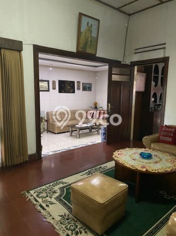 Rumah Modern 9 Kamar Siap Huni di Kompleks Cluster , Bandung Rumah Modern 9 Kamar Siap Huni di Kompleks Cluster , Bandung