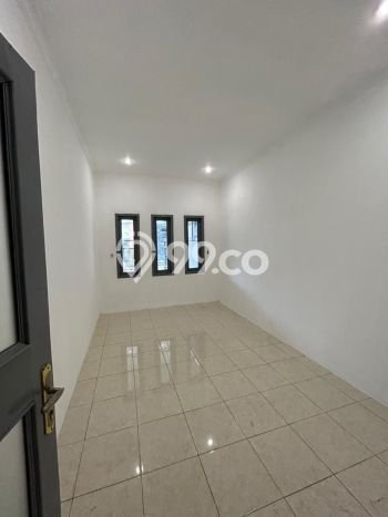 Rumah Disewakan Bandung LT 200m2 LB 170m2 Area Holis Cigondewah Rumah Disewakan Bandung LT 200m2 LB 170m2 Area Holis Cigondewah